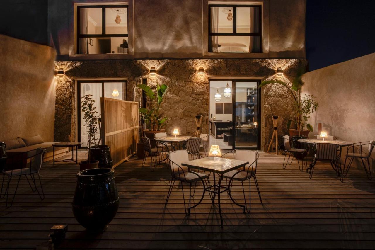Hotel Oasis ダフラ エクステリア 写真